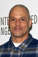 los angeles, 7 de marzo - david labrava llega al panel de sons of anarchy paleyfest en el teatro saban el 7 de marzo de 2012 en los angeles, ca foto