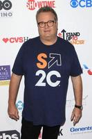 los angeles, 9 de septiembre - eric stonestreet en la quinta bienal de pie contra el cáncer en el walt disney concert hall el 9 de septiembre de 2016 en los angeles, ca foto