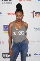 los angeles, 9 de septiembre - sonequa martin-green en la quinta bienal de pie contra el cáncer en el walt disney concert hall el 9 de septiembre de 2016 en los angeles, ca foto