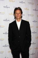 LOS ANGELES, JAN 4 - Steven Weber arrives at the Hallmark Channel 2013 Winter TCA Party at Huntington Library and Gardens on January 4, 2013 in San Marino, CA photo
