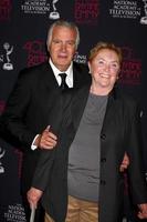 los angeles, 14 de junio - susan flannery, john mccook asiste a los emmys creativos diurnos de 2013 en el hotel bonaventure el 14 de junio de 2013 en los angeles, ca foto