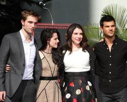 LOS ANGELES, NOV 3 - Robert Pattinson, Kristen Stewart, Stephanie Meyers, Taylor Lautner at the Handprint and Footprint Ceremony for the Twilight Saga Actors at Grauman s Chinese Theater on November 3, 2011 in Los Angeles, CA photo