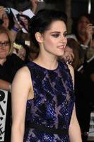 los angeles, 14 de noviembre - kristen stewart llega al crepúsculo - estreno mundial de amanecer parte 1 en el teatro nokia en la live el 14 de noviembre de 2011 en los angeles, ca foto