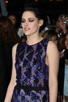 los angeles, 14 de noviembre - kristen stewart llega al crepúsculo - estreno mundial de amanecer parte 1 en el teatro nokia en la live el 14 de noviembre de 2011 en los angeles, ca foto