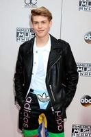 los angeles, 20 de noviembre - aidan alexander en los 2016 american music awards en microsoft theater el 20 de noviembre de 2016 en los angeles, ca foto