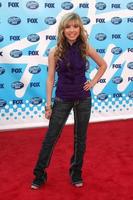 jennette mccurdy llegando al final de la temporada 8 de amerian idol en el teatro nokia en los angeles, ca el 20 de mayo de 2009 foto