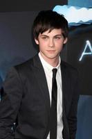 Logan Lermanarriving at the Los Angeles Premiere of AvatarGrauman s Chinese TheaterLos Angeles,  CADecember 16, 20092009 Kathy Hutchins   Hutchins Photo