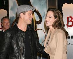 Brad Pitt  and  Angelina Jolie Beowulf  PremiereMann s Village TheaterLos Angeles, CANovember 5, 20072007 Kathy Hutchins   Hutchins Photo