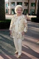 Betty White  arriving at the ATAS Honors Betty White  Celebrating 60 Years on Television  at the Television Academy in No Hollywood, CAon August 7, 20082008 Kathy Hutchins   Hutchins Photo