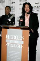 rev al sharpton y adai lamar the black aids institue conferencia de prensa kjlh ingelwood, ca 7 de febrero de 2008 ©2008 kathy hutchins hutchins photo foto