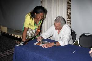 John McCook  and  Fan  at The Bold  and  The Beautiful  Breakfast   at the Sheraton Universal Hotel in  Los Angeles, CA on August 29, 20092009 Kathy Hutchins   Hutchins Photo