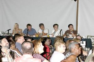 jennifer gareis, winsor harmon, dax griffin, drew tyler bell, y william devry bold y la bella fan desayuno universal sheraton hotel los angeles, ca 25 de agosto de 2007 ©2007 kathy hutchins foto de hutchins