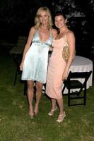 heather tom y eileen davidson eric braeden recibe una estrella en la fiesta del paseo de la fama de hollywood casa privada pacific palisades, ca 20 de julio de 2007 ©2007 kathy hutchins foto de hutchins