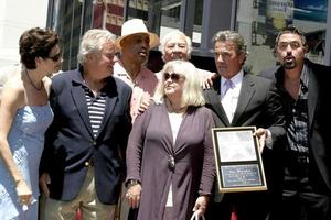 Eric Braeden and guestsEric Braeden receives a star on the Hollywood Walk of FameLos Angeles, CAJuly 20, 20072007 Kathy Hutchins   Hutchins Photo