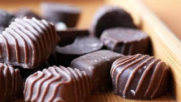 bonbons au chocolat, bonbons, délicats video