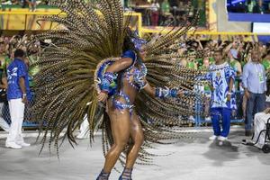 rio, brasil, 22 de abril de 2022, escuela de samba portela en el carnaval de rio, celebrada en el sambódromo marques de sapucai foto