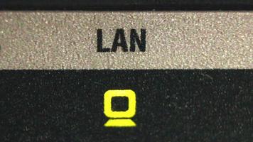 close-up do roteador de internet, modem, tecnologia video
