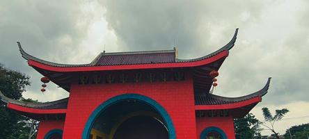 This is a photo of the roof of the Sam Poo Kong temple in Semarang.