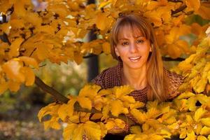 vista de mujer otoño foto