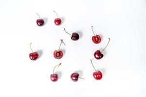 comida orgánica, dieta vegana y concepto de salud: cerezas dulces frescas, postre de frutas de bayas de cereza jugosas como fondo de dieta saludable foto