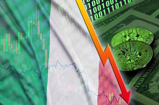 bandera de italia y tendencia de caída de criptomonedas con dos bitcoins en billetes de dólar y visualización de código binario foto