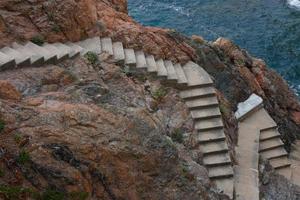 camino de ronda, un camino paralelo a la costa brava catalana, ubicado en el mar mediterráneo en el norte de cataluña, españa. foto