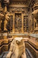 Beautiful Pallava architecture and exclusive sculptures at The Kanchipuram Kailasanathar temple, Oldest Hindu temple in Kanchipuram, Tamil Nadu - best archeological sites in South India photo