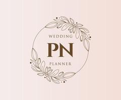 colección de logotipos de monograma de boda con letras iniciales pn, plantillas florales y minimalistas modernas dibujadas a mano para tarjetas de invitación, guardar la fecha, identidad elegante para restaurante, boutique, café en vector