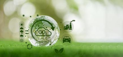 desarrollar conceptos de co2 sostenibles y reducir las emisiones de co2 y la huella de carbono para limitar el calentamiento global y el cambio climático. gestión ambiental sostenible, efecto invernadero a partir de energías renovables foto