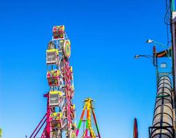 paseo de diversiones en la pequeña feria del condado foto