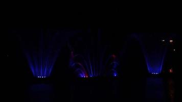 la plus grande fontaine musicale d'europe avec effets 3d et show laser. vinnitsa. Ukraine. video