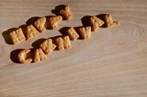 feliz carnaval. montón de letras comestibles foto