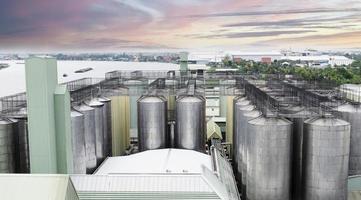 tanque de fermentación de cerveza para planta cervecera foto