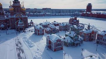 luftaufnahme der sehenswürdigkeiten von yoshkar ola, winter russland video