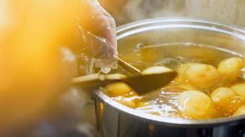 Such a tender potato salad with mastard, mayonnaise, red onion and dill. Wath the recipe in video