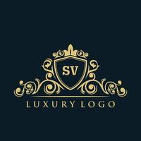 logotipo de la letra sv con escudo dorado de lujo. plantilla de vector de logotipo de elegancia.