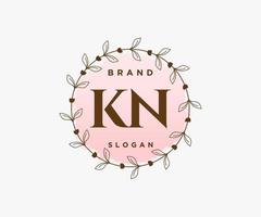 logotipo femenino kn inicial. utilizable para logotipos de naturaleza, salón, spa, cosmética y belleza. elemento de plantilla de diseño de logotipo de vector plano.