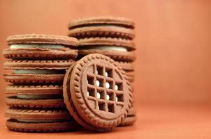 Sandwich round biscuits with vanilla filling photo