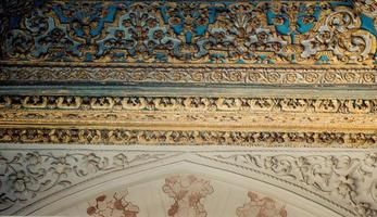 detalle de arte tallado en mármol otomano foto