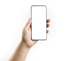 mano sosteniendo un teléfono inteligente negro con una pantalla blanca. con espacio de copia. diseñar una aplicación de teléfono inteligente sin marco foto