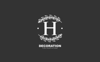 vector floral del logotipo h para la empresa de identidad. ilustración de vector de plantilla de naturaleza de letra inicial para su marca.