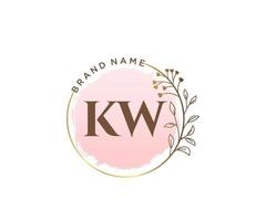 logotipo femenino kw inicial. utilizable para logotipos de naturaleza, salón, spa, cosmética y belleza. elemento de plantilla de diseño de logotipo de vector plano.