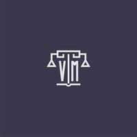 monograma inicial vm para logotipo de bufete de abogados con imagen vectorial de escalas vector