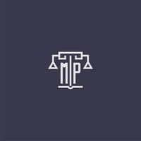 monograma inicial mp para logotipo de bufete de abogados con imagen vectorial de escalas vector