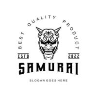 samurai mask ronin cara enojada logo icono símbolo blanco y negro plantilla vintage para etiquetas, emblemas, insignias o plantilla de diseño vector