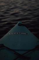 kayak azul de por vida foto