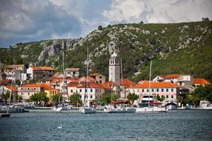 skradin es una pequeña ciudad histórica en croacia foto