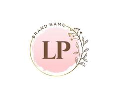 logotipo femenino inicial lp. utilizable para logotipos de naturaleza, salón, spa, cosmética y belleza. elemento de plantilla de diseño de logotipo de vector plano.