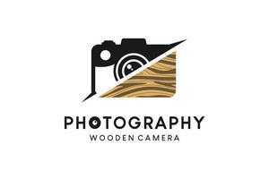 diseño de logotipo de fotografía con icono de cámara combinado con motivo de madera, ilustración de vector de cámara de madera