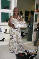 Sheryl Lee Ralph shopping for shoes and purses in Sherman Oaks, CA on October 9, 2008 photo